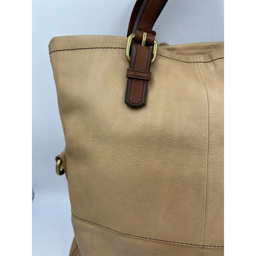 Fossil Explorer‎ Fold-Over Leather Crossbody Messenger Shoulder Bag Tote Tan